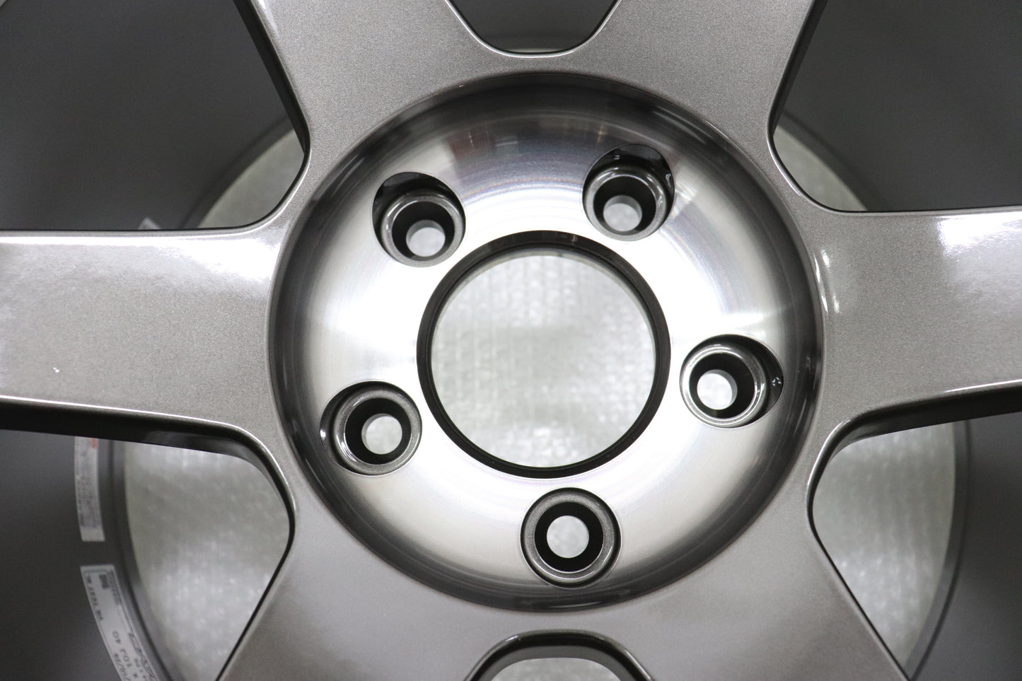UN-USED RAYS Volk Racing TE37SL 18x10J+45 5H/PCD114.3 2pcs Set