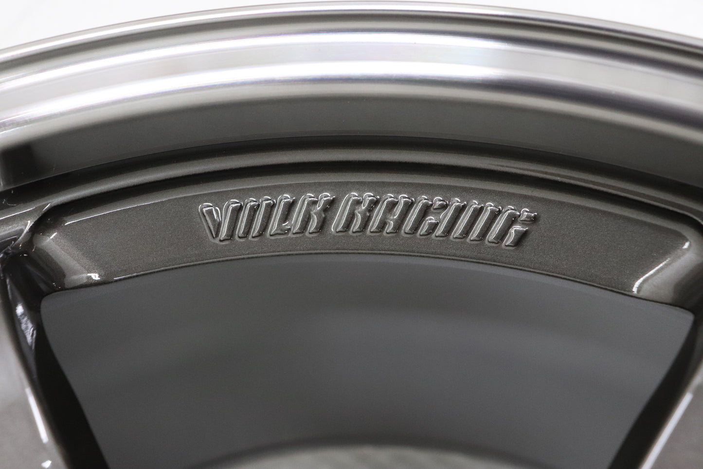 UN-USED RAYS Volk Racing TE37SL 18x10J+45 5H/PCD114.3 2pcs Set