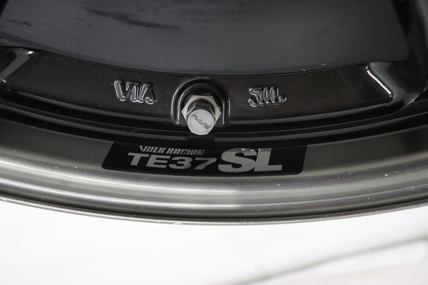 USED RAYS Volk Racing TE37SL 18x10J+45 5H/PCD114.3 2pcs Set