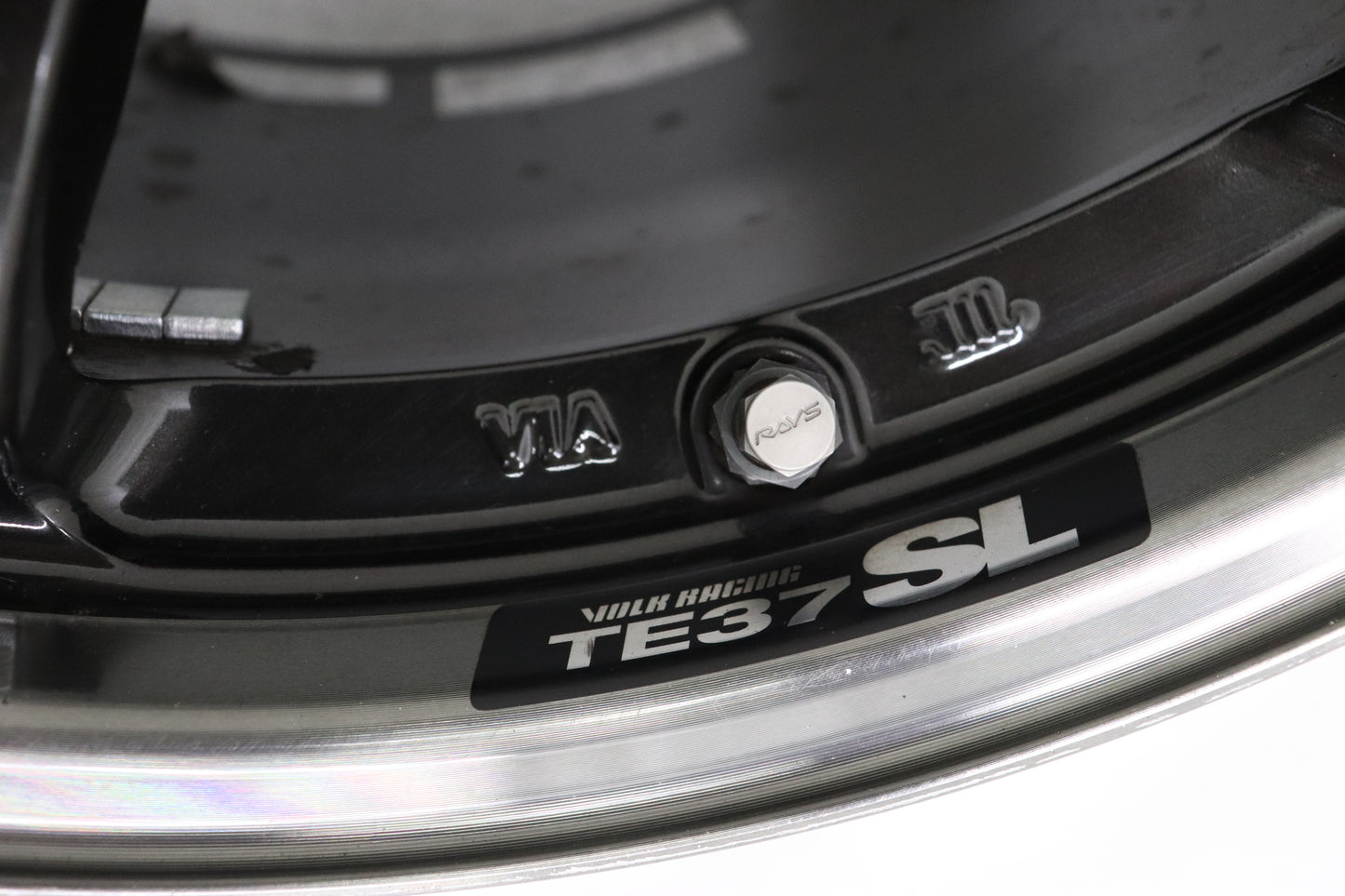 USED RAYS Volk Racing TE37SL 18x10J+45 5H/PCD114.3 2pcs Set