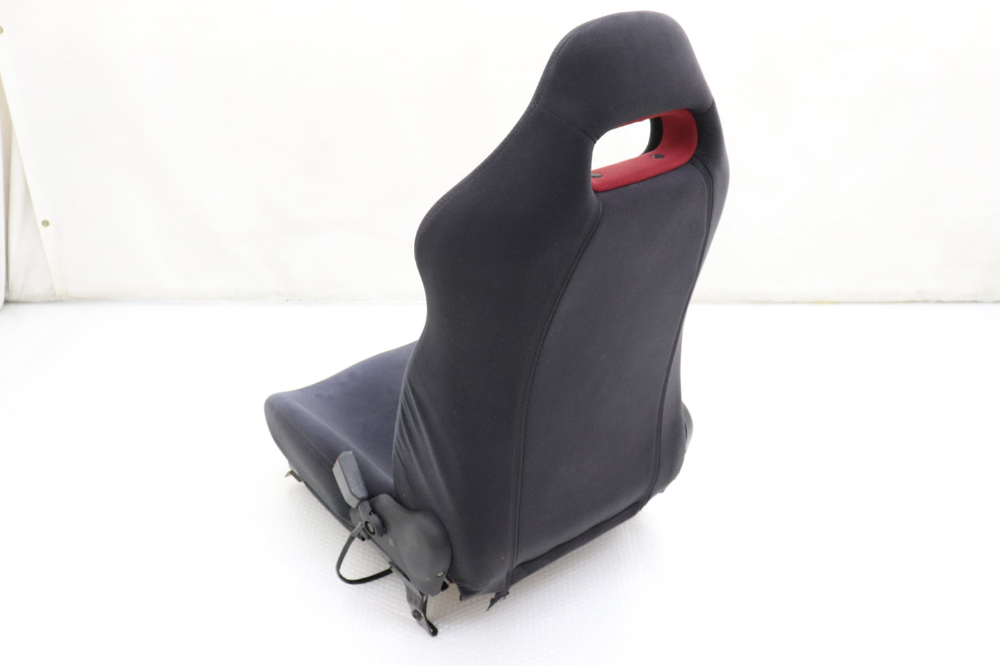 【USED】 NISSAN Front Seat RHS - BCNR33 Late Model
