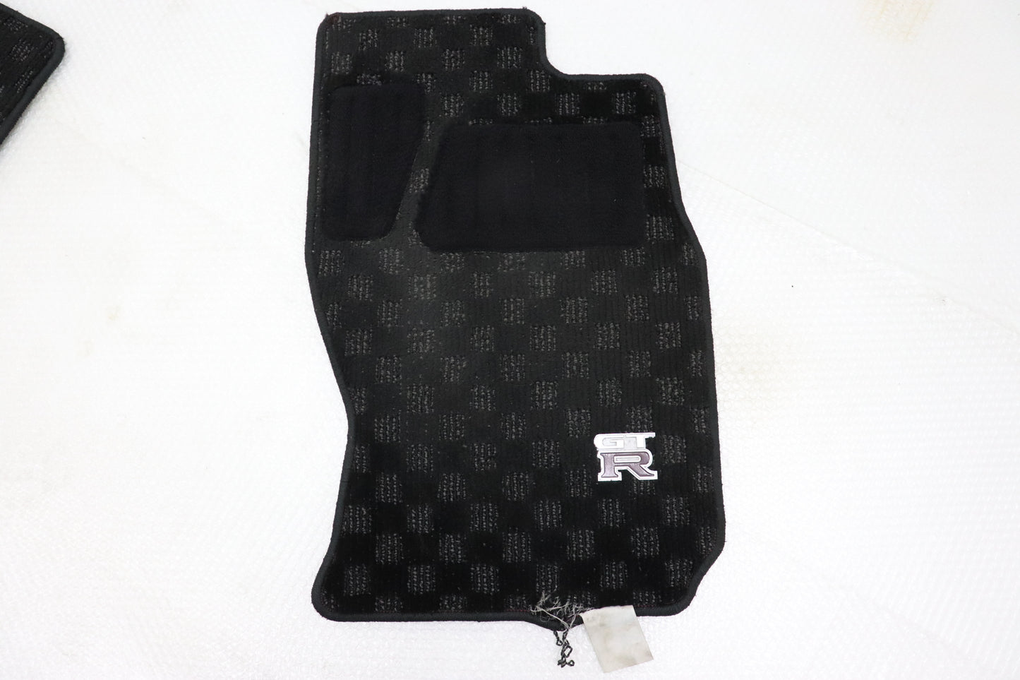 【USED】NISSAN Floor Mat - BNR34