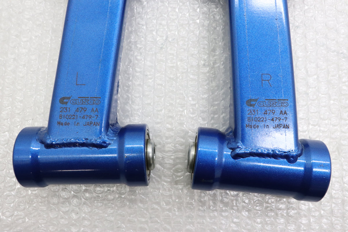 【USED】 CUSCO Front Upper Arm - BNR32 **JP**