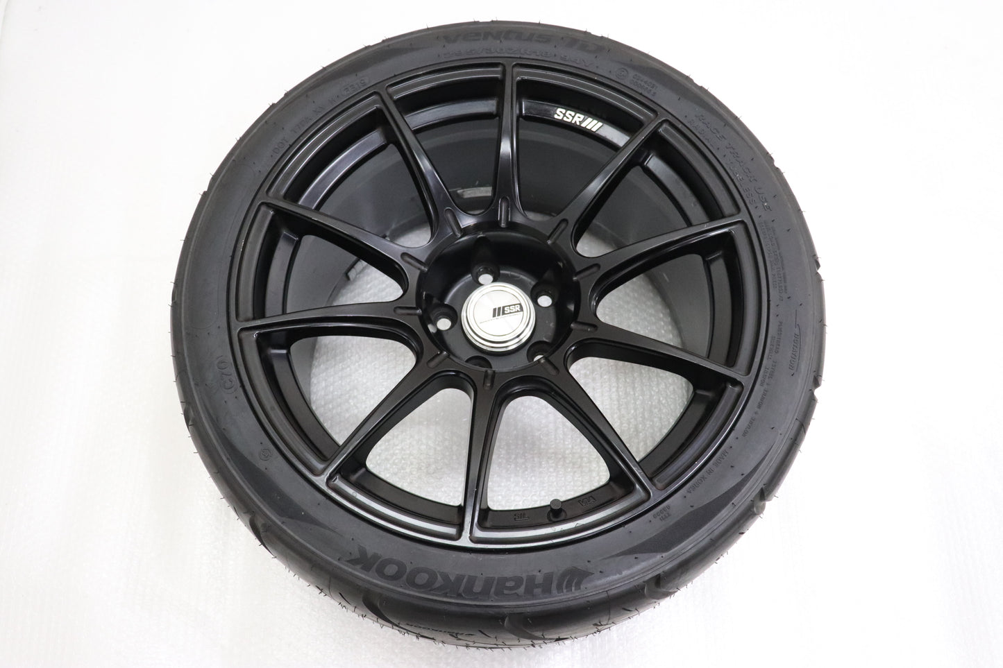 USED SPEED STAR SSR GTX01 18x10.5J+15 5H/PCD114.3 with New Tires 4pcs Set
