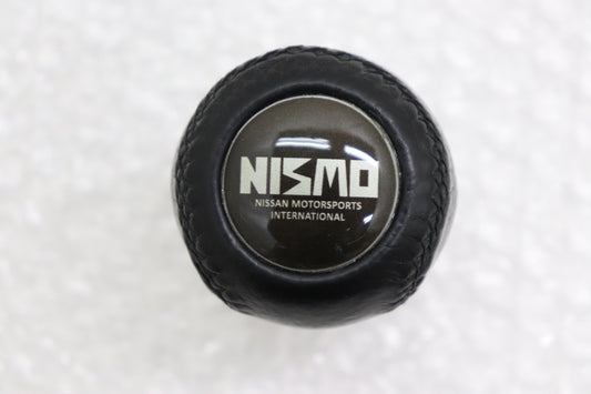 【USED】 NISMO Old Logo Shift Knob - M10 **JP**