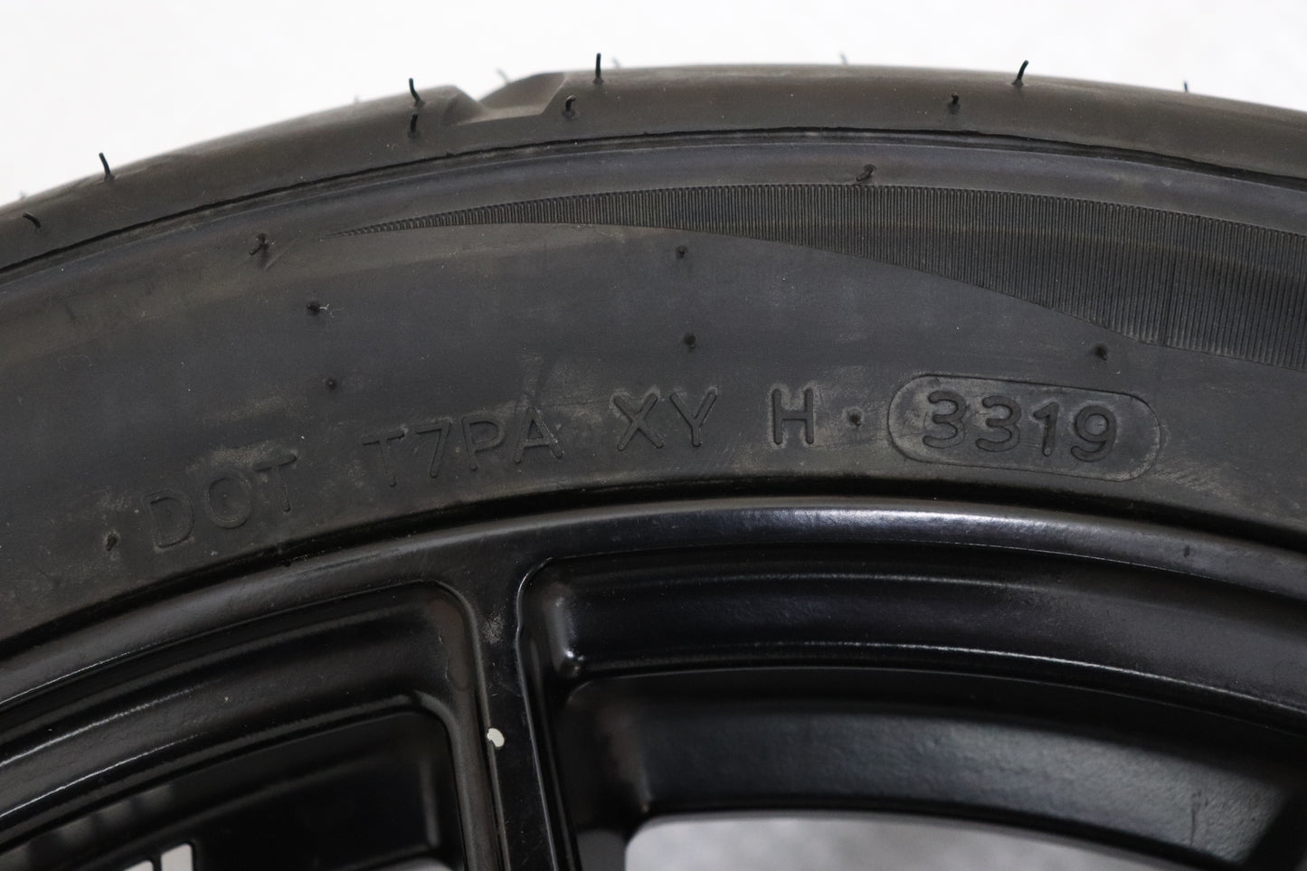 USED SPEED STAR SSR GTX01 18x10.5J+15 5H/PCD114.3 with New Tires 4pcs Set