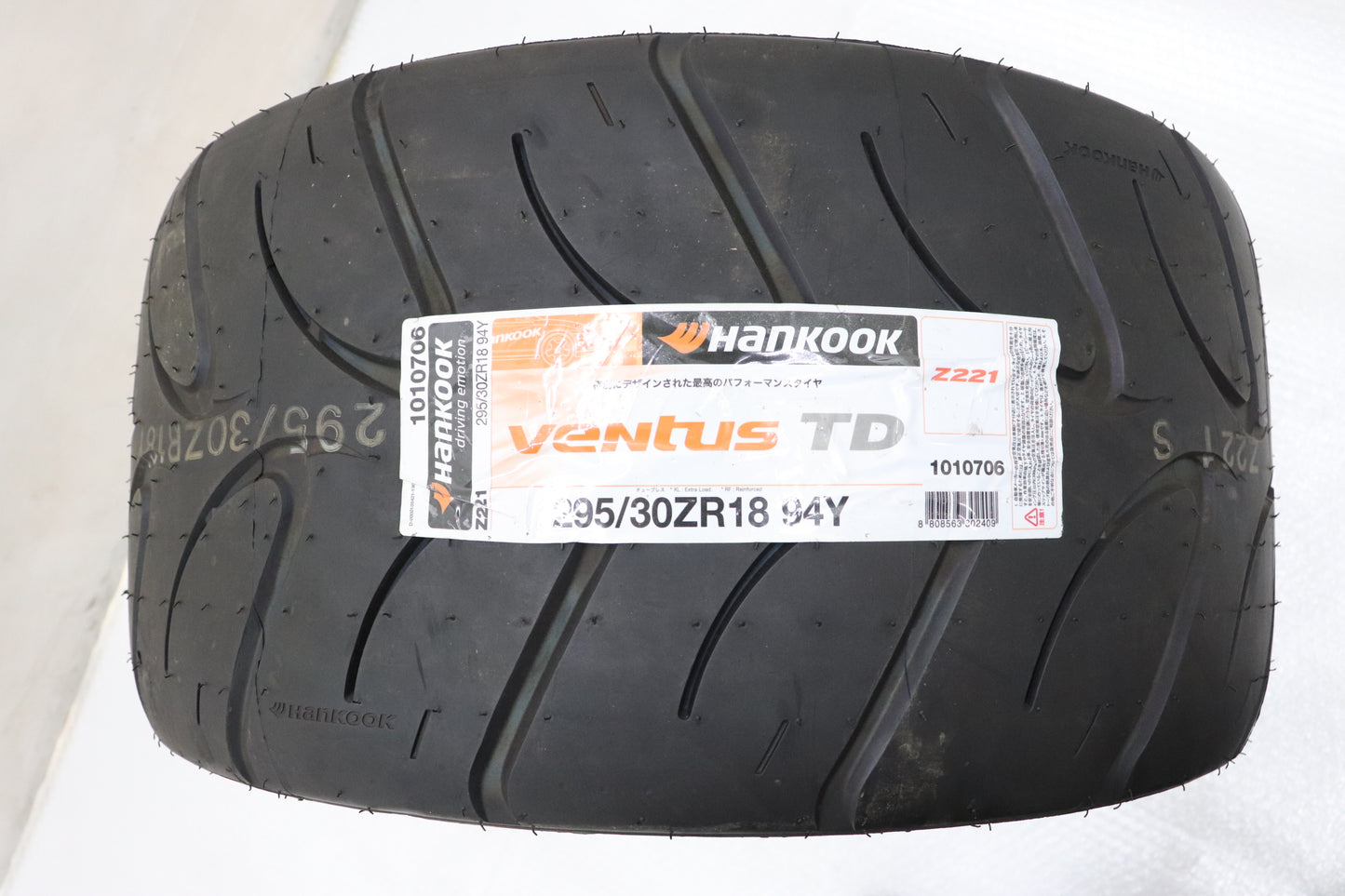 USED SPEED STAR SSR GTX01 18x10.5J+15 5H/PCD114.3 with New Tires 4pcs Set