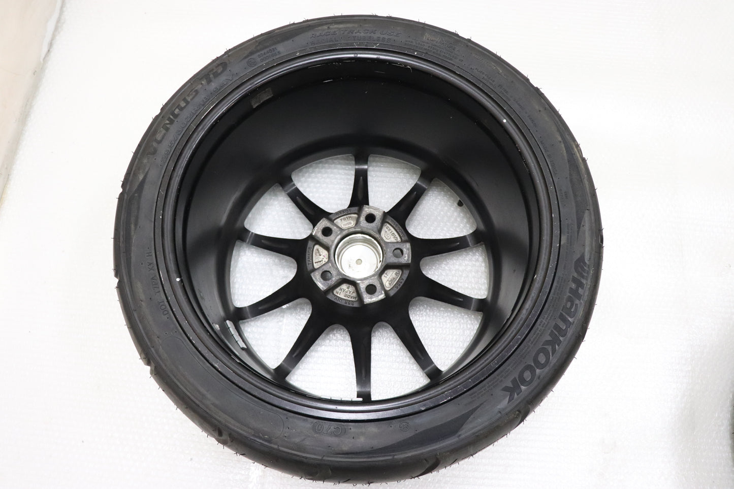 USED SPEED STAR SSR GTX01 18x10.5J+15 5H/PCD114.3 with New Tires 4pcs Set