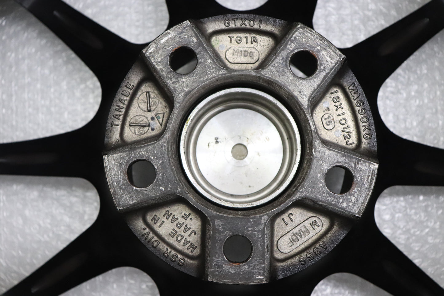 USED SPEED STAR SSR GTX01 18x10.5J+15 5H/PCD114.3 with New Tires 4pcs Set