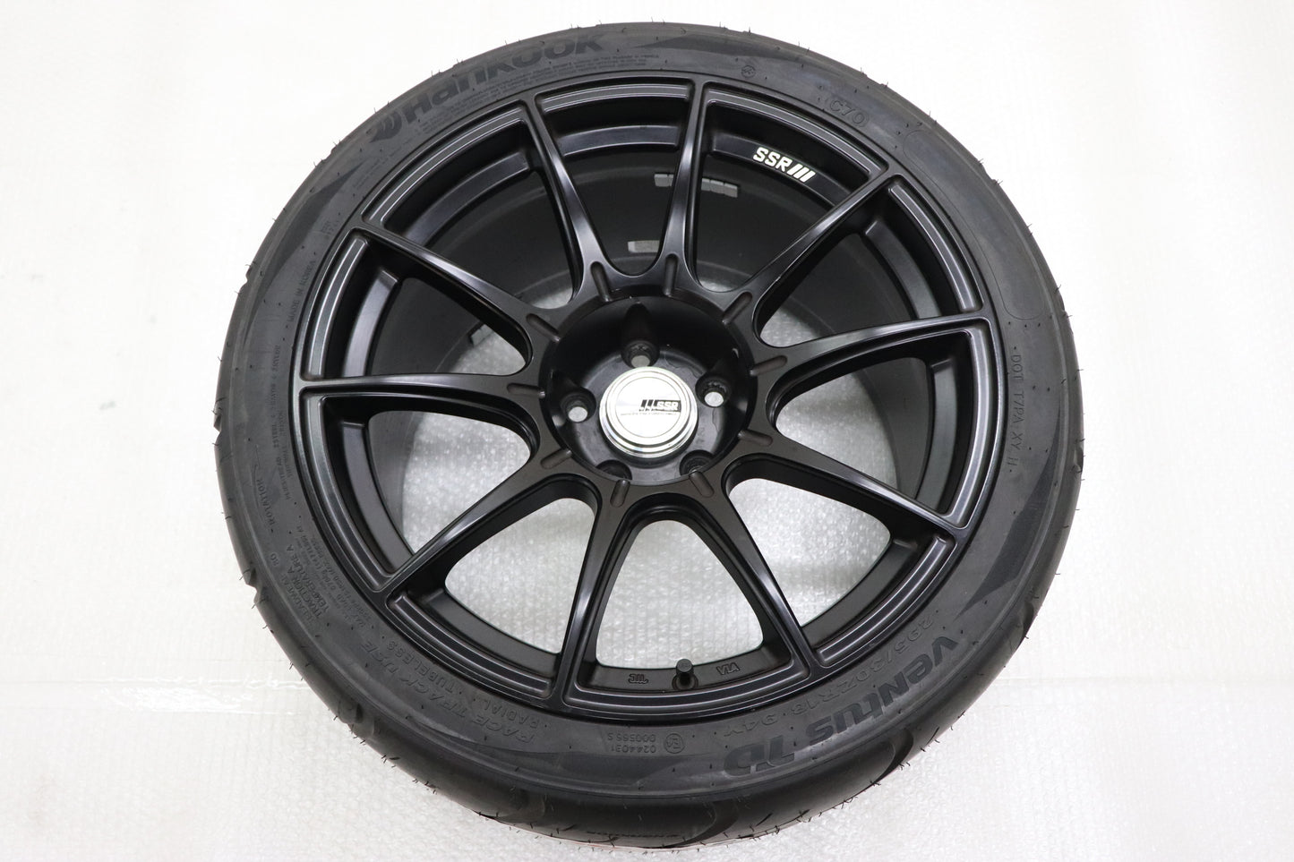 USED SPEED STAR SSR GTX01 18x10.5J+15 5H/PCD114.3 with New Tires 4pcs Set