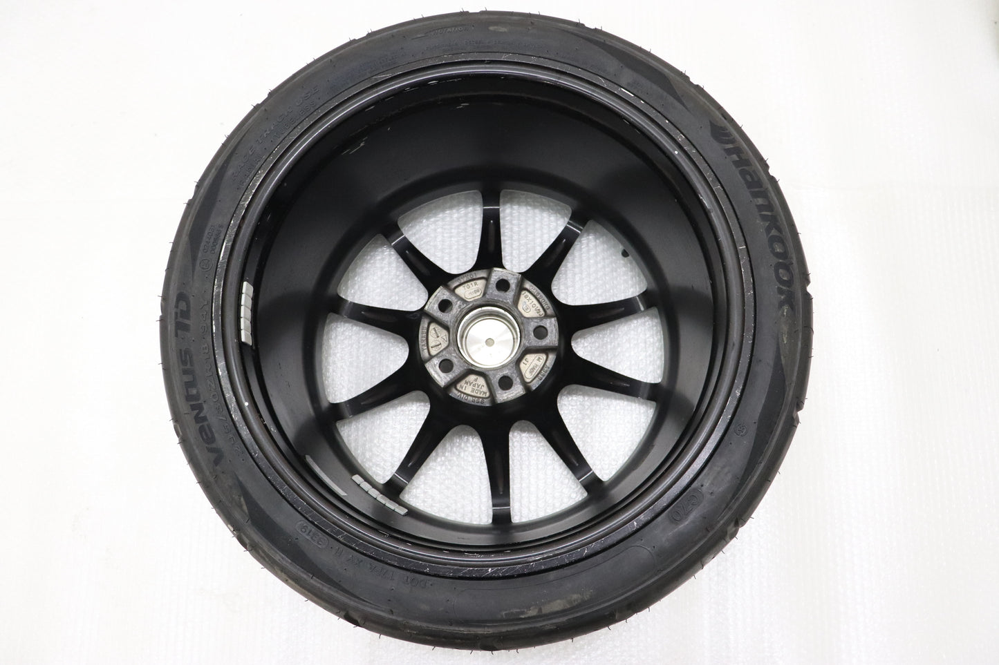 USED SPEED STAR SSR GTX01 18x10.5J+15 5H/PCD114.3 with New Tires 4pcs Set