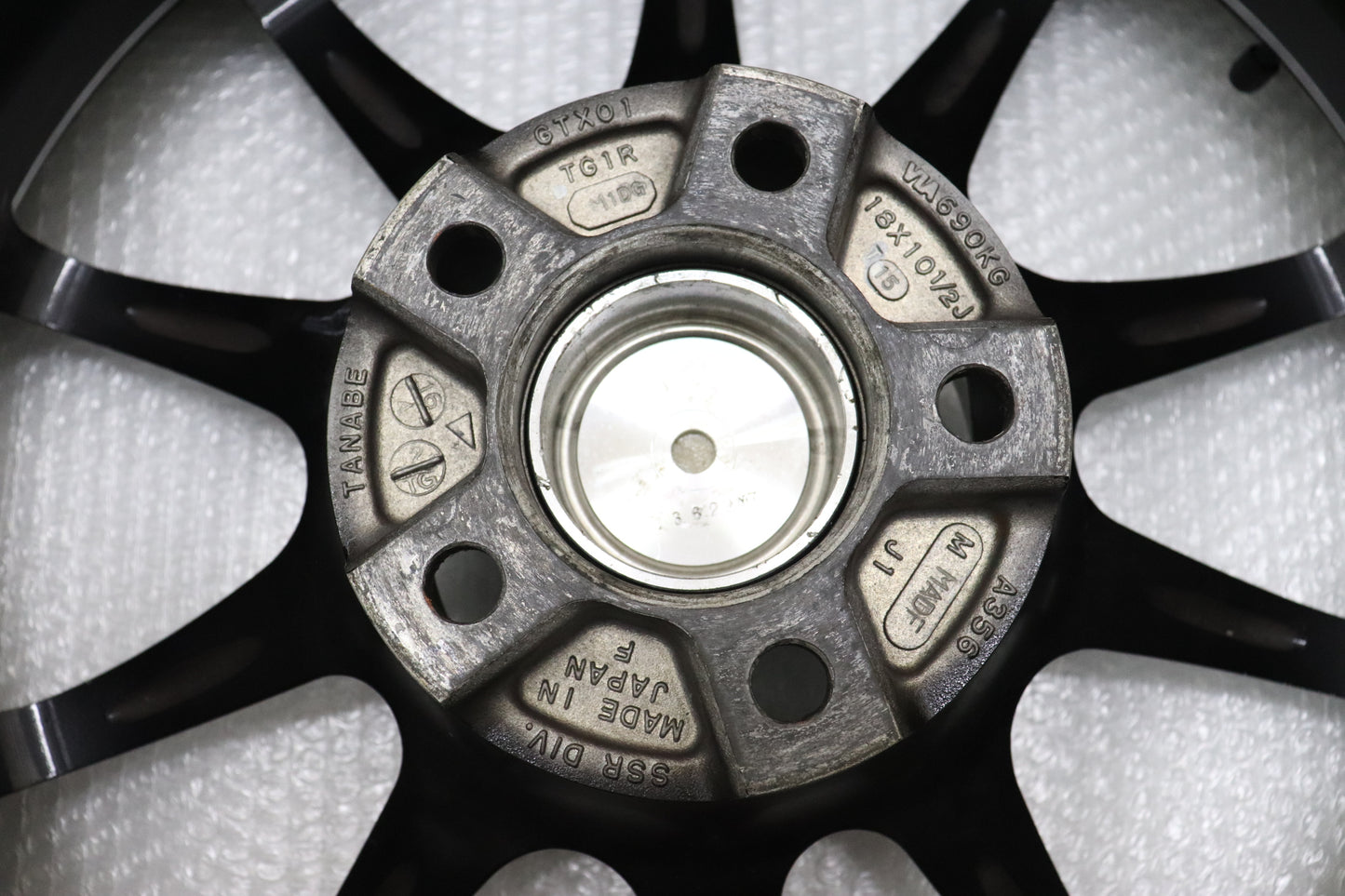 USED SPEED STAR SSR GTX01 18x10.5J+15 5H/PCD114.3 with New Tires 4pcs Set
