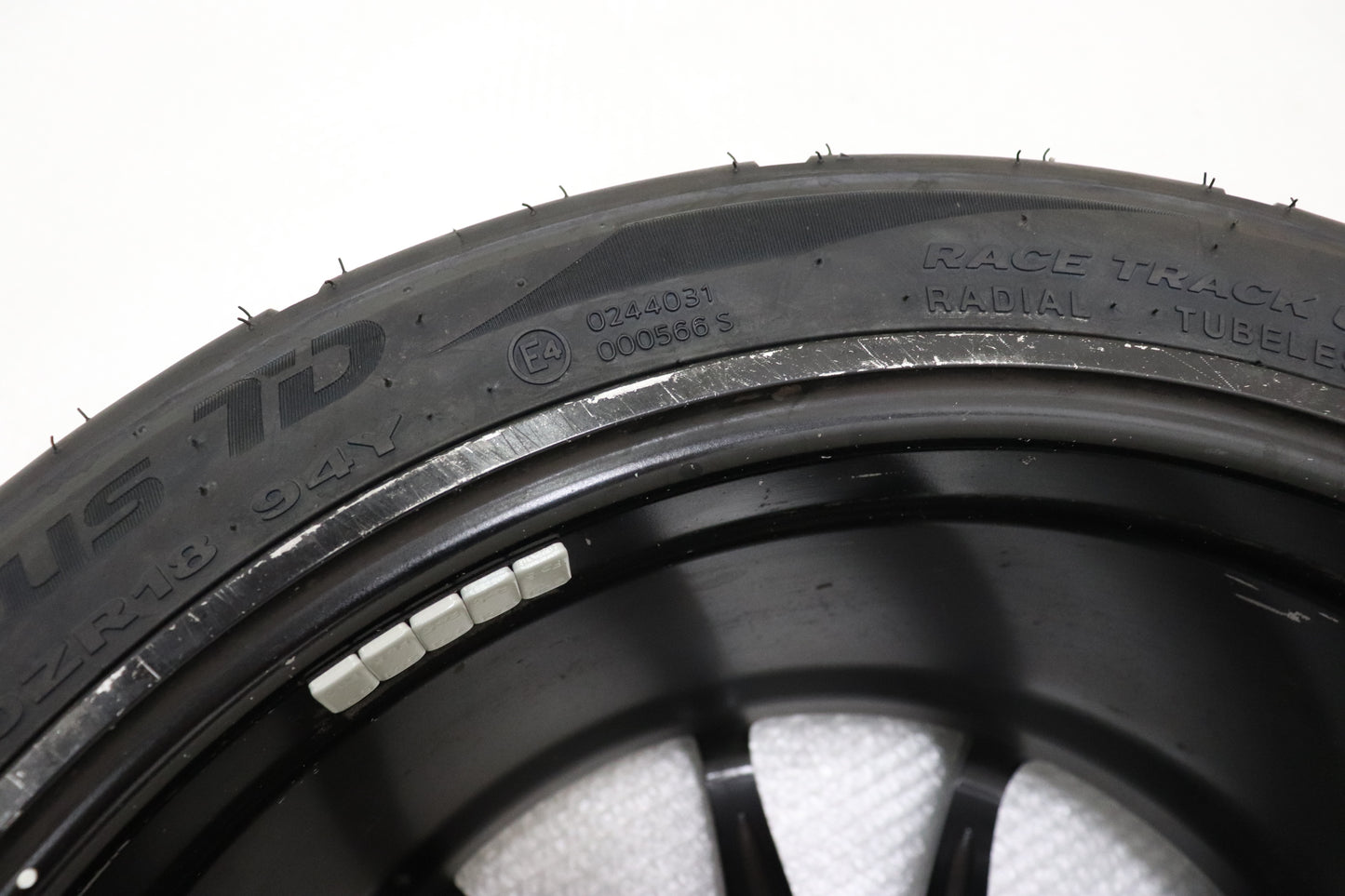 USED SPEED STAR SSR GTX01 18x10.5J+15 5H/PCD114.3 with New Tires 4pcs Set