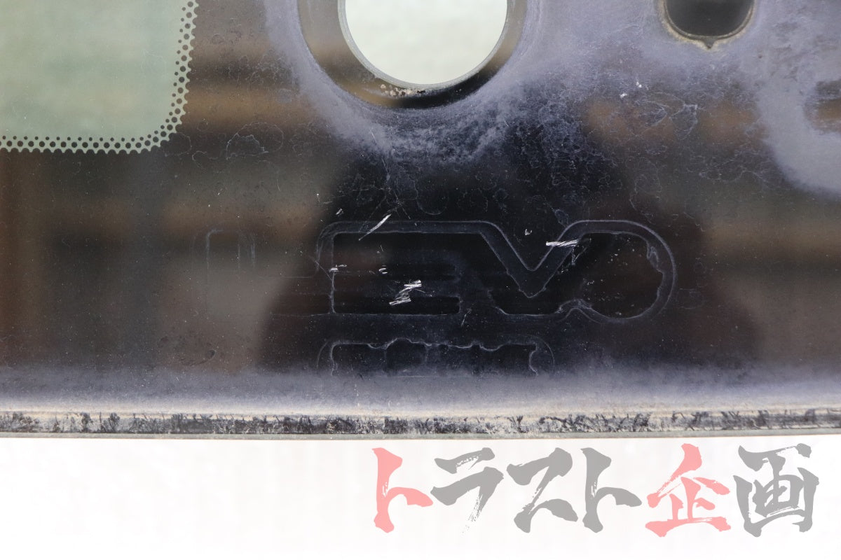 【USED】OEM Rear Windshield Nissan Skyline ER34 Sedan