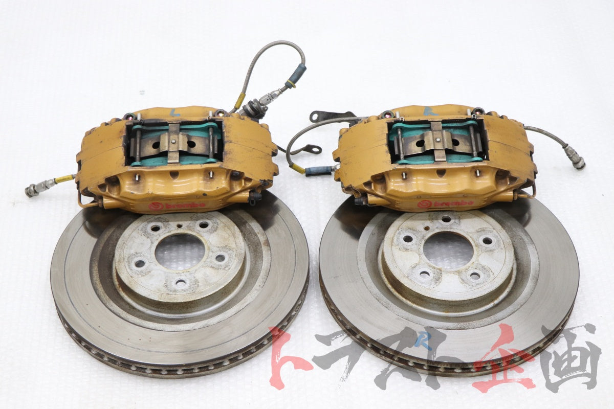【USED】F50 Brembo Front Caliper Kit Skyline GT-R V-Spec BNR34 Early Model