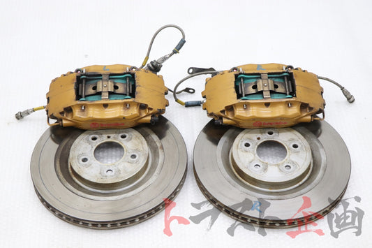 【USED】F50 Brembo Front Caliper Kit Skyline GT-R V-Spec BNR34 Early Model