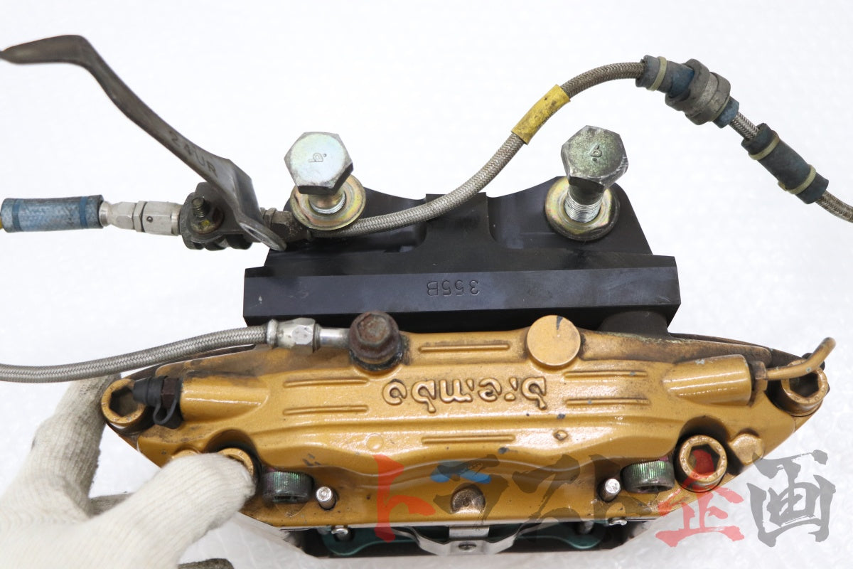 【USED】F50 Brembo Front Caliper Kit Skyline GT-R V-Spec BNR34 Early Model