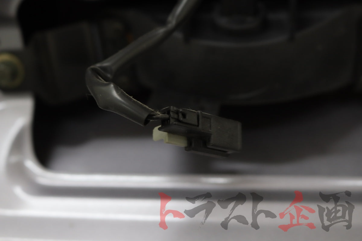 【USED】OEM Trunk Rear Spoiler Skyline 25GT Turbo ER34 4-Door