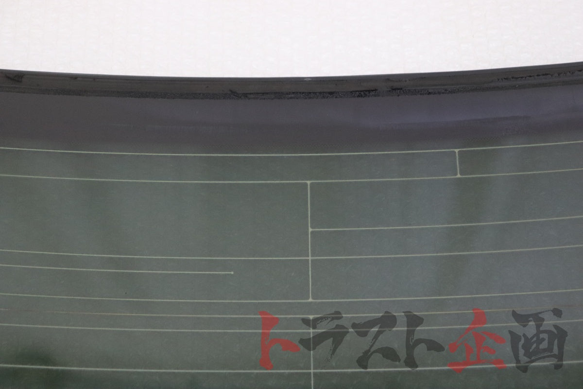 【USED】OEM Rear Windshield Nissan Skyline ER34 Sedan
