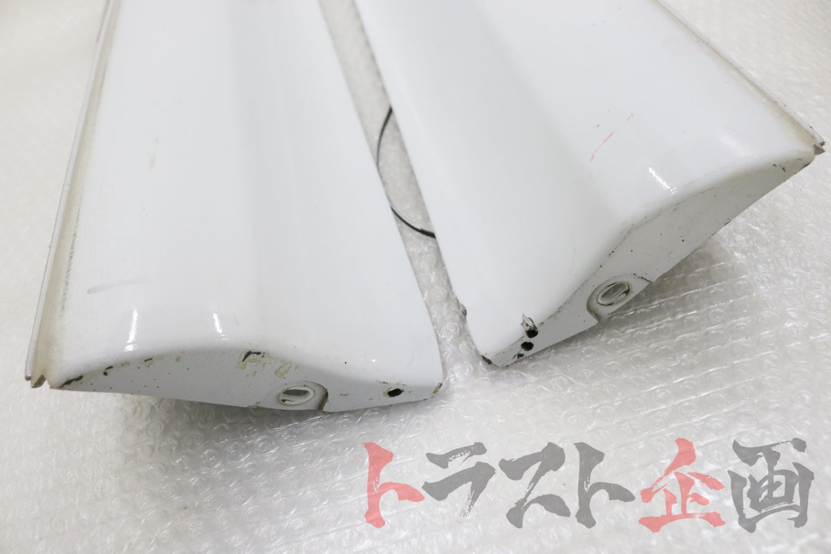 【USED】OEM 2-Door Side Steps Skyline 25GT Turbo ER34 Late Model 2-Door