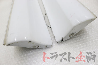 【USED】OEM 2-Door Side Steps Skyline 25GT Turbo ER34 Late Model 2-Door