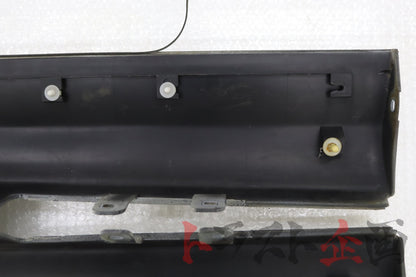 【USED】OEM 2-Door Side Steps Skyline 25GT Turbo ER34 Late Model 2-Door