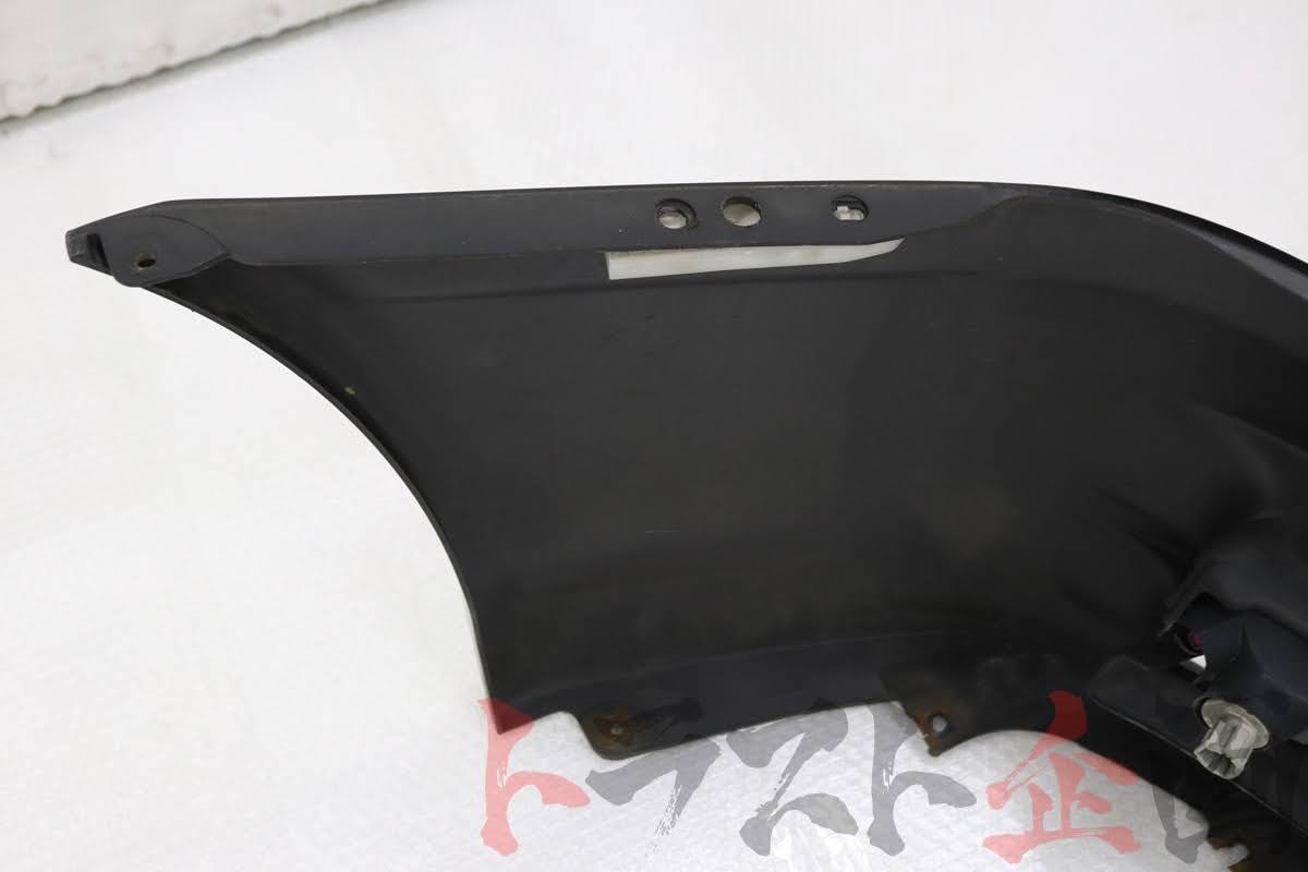 【USED】Late Model OEM Front Bumper for NA Skyline 25GT-T ER34 4-Door
