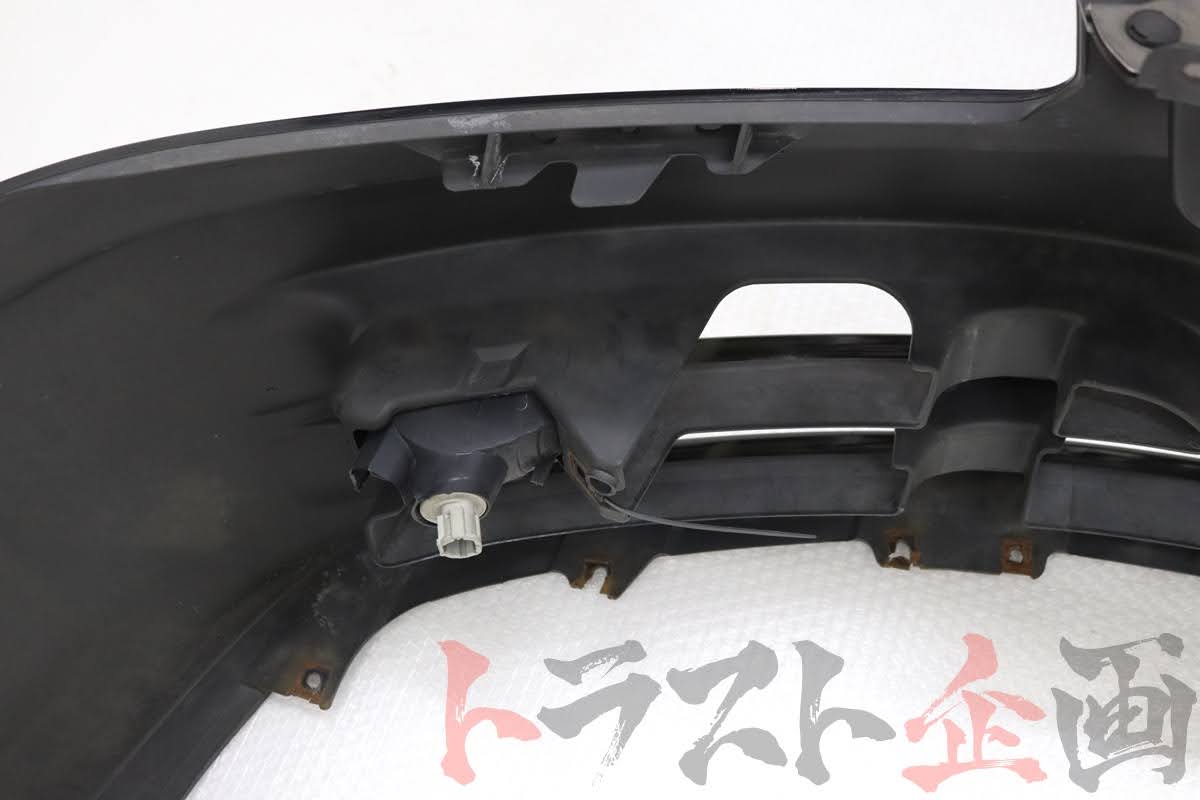 【USED】Late Model OEM Front Bumper for NA Skyline 25GT-T ER34 4-Door