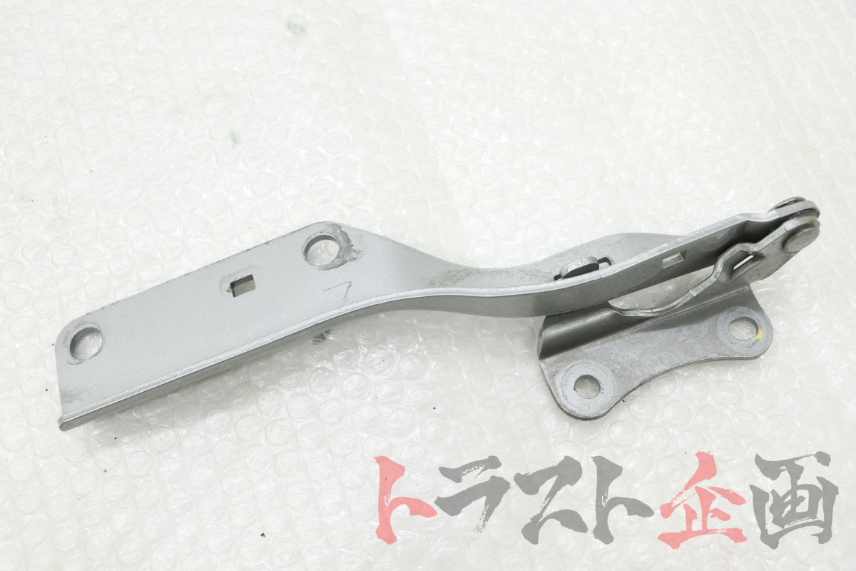 【USED】 Hood Hinges Nissan Skyline R34 GT-R BNR34