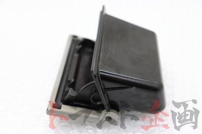 【USED】NISSAN Ashtray - BNR34 V Spec Early Model