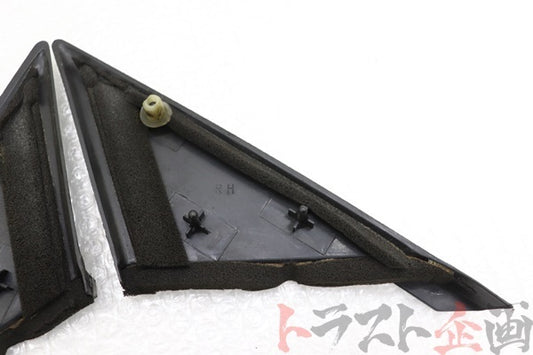 【USED】NISSAN Side Mirror Inner Panel Set - BNR32 Late Model