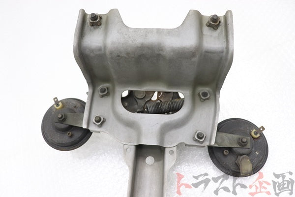 【USED】NISSAN BCNR33 Hood Latch Early Model