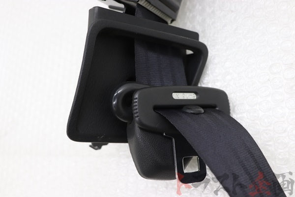 【USED】NISSAN front Seatbelt LHS - BCNR33 Early Model