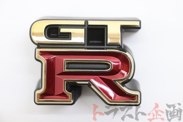 【USED】 NISSAN Gold Emblem - BNR34