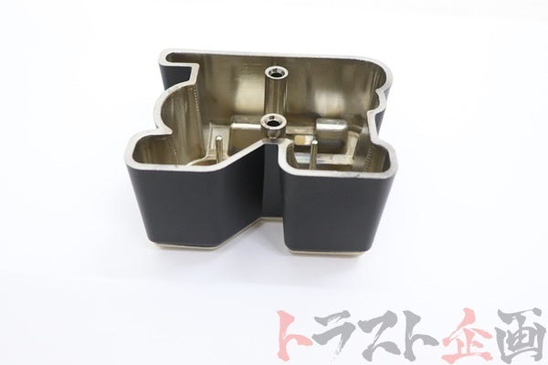 【USED】 NISSAN Gold Emblem - BNR34