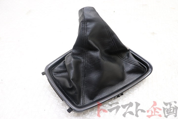 【USED】 NISSAN BNR32 Shift Boot Early Model