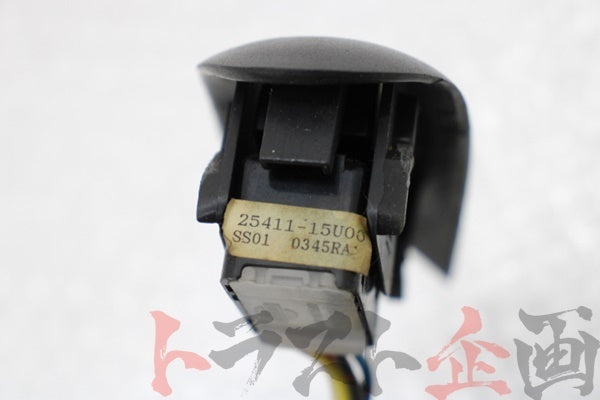 【USED】 NISSAN BCNR33 Power Window Switch Passenger Side/LHS Early Model