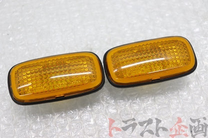 【USED】 NISSAN Side Marker Set - BCNR33