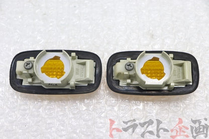 【USED】 NISSAN Side Marker Set - BCNR33