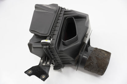 【USED】 NISSAN Air Cleaner Box - BCNR33