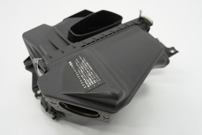 【USED】 NISSAN Air Cleaner Box - BCNR33