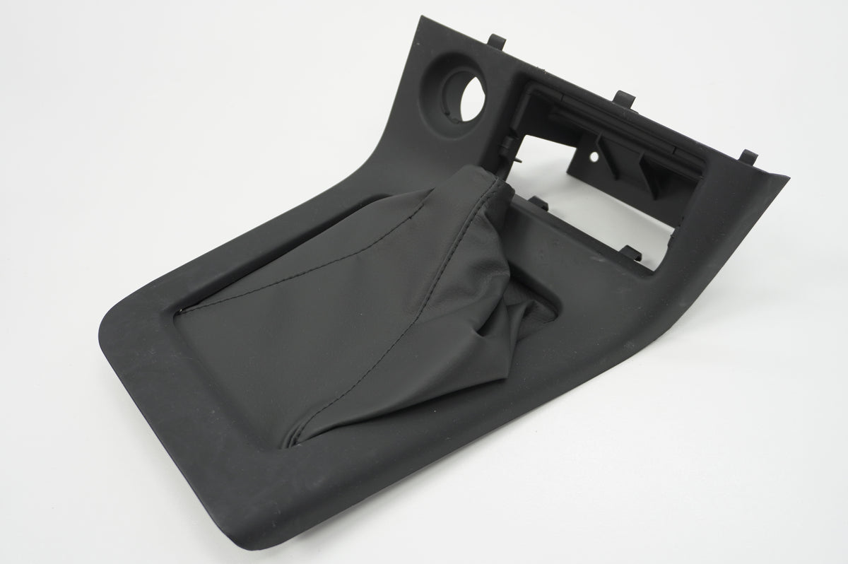 【USED】 NISSAN Shift Boot 96935-24U10 - R33 BCNR33 Early Model