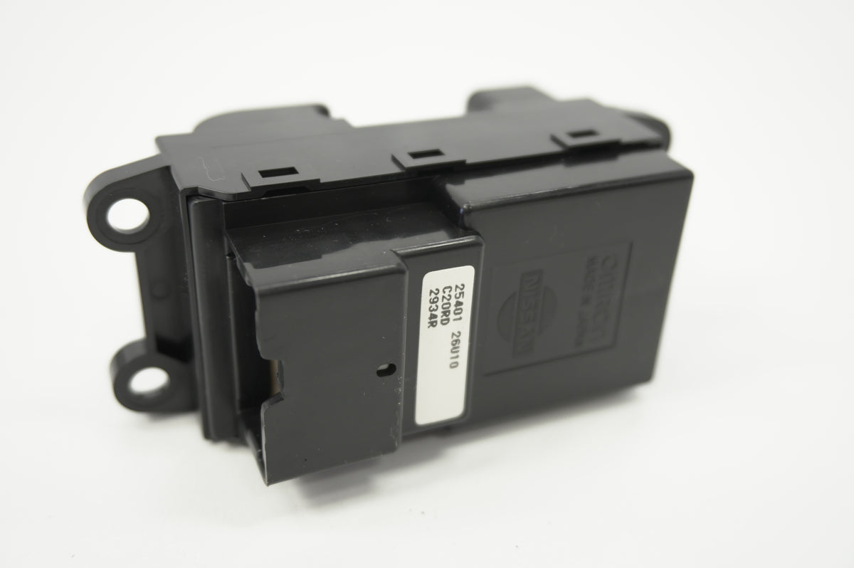 【USED】 NISSAN Door Power Window Switch RHS 25401-26U10 - R33 BCNR33