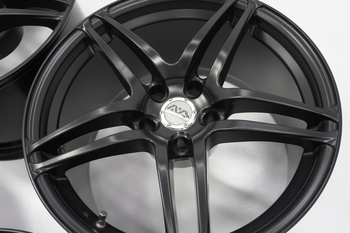 【USED】 Yokohama AVS Model 5 4pcs Set 18x10J +19 5H 114.3