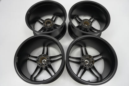 【USED】 Yokohama AVS Model 5 4pcs Set 18x10J +19 5H 114.3