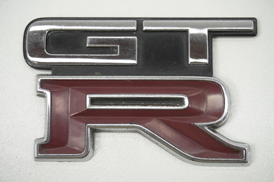 【USED】 NISSAN Rear Emblem 732 - BNR32