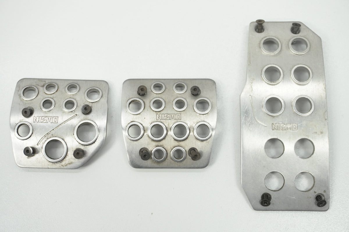 【USED】 Nismo Old Logo Aluminum Pedal Covers Set