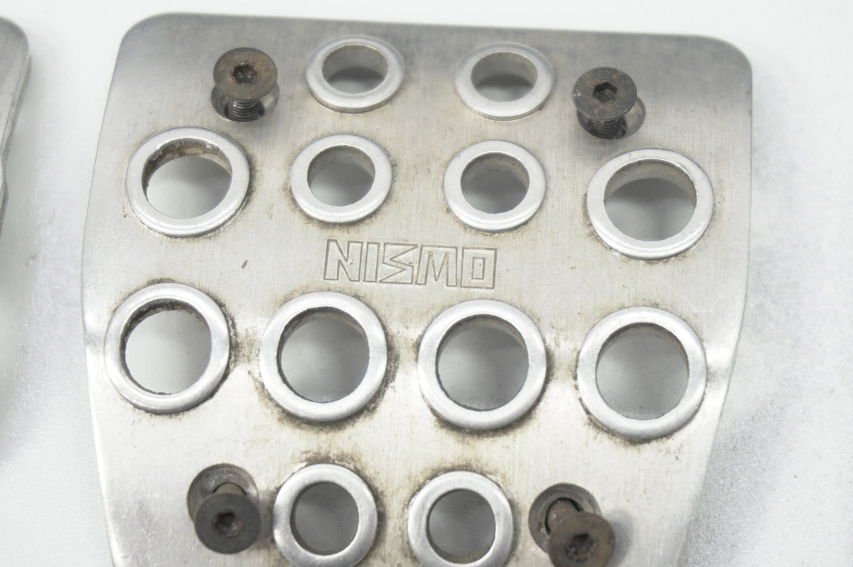 【USED】 Nismo Old Logo Aluminum Pedal Covers Set