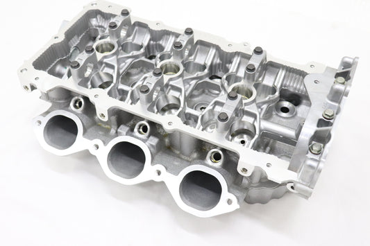 NISSAN Cylinder Head LH - VR38DETT