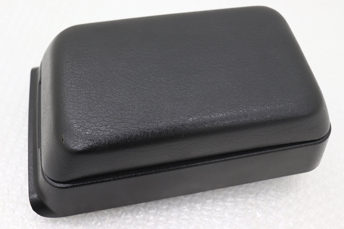 【USED】 Optional Console Lid with Cup Holder - BNR32